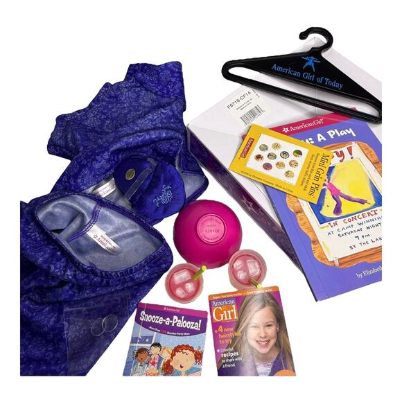 American Girl SLEEPOVER PJS & ACCESSORIES Purple Pajamas Popcorn Lemonade Books - Picture 4 of 13